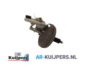 Gebruikte Hoofdremcilinder Opel Vivaro 1.9 DI Prijs € 55,00 Margeregeling aangeboden door Autorecycling Kuijpers