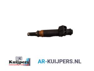 Gebruikte Injector (benzine injectie) BMW 7 serie (E65/E66/E67) 735i,Li 3.6 V8 32V Prijs € 13,00 Margeregeling aangeboden door Autorecycling Kuijpers