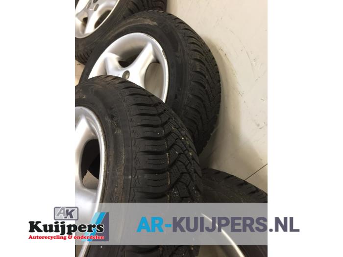 Velgen set + winterbanden - Daihatsu Cuore