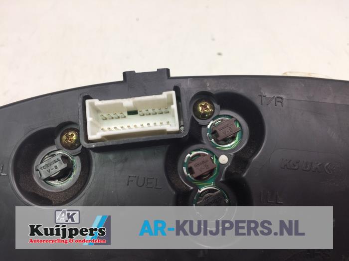 Kilometerteller KM - Nissan Almera