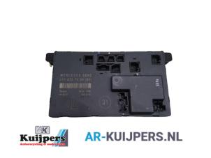 Gebruikte Module Centrale Deurvergrendeling Mercedes E 4-matic (W211) 5.0 E-500 V8 32V Prijs € 19,00 Margeregeling aangeboden door Autorecycling Kuijpers