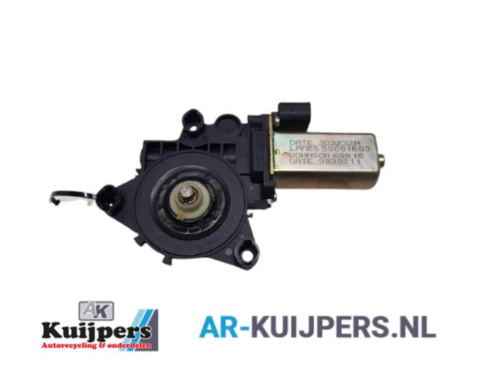 Raammotor Portier van een Fiat Stilo (192A/B) 2.4 20V Abarth 3-Drs. 2004