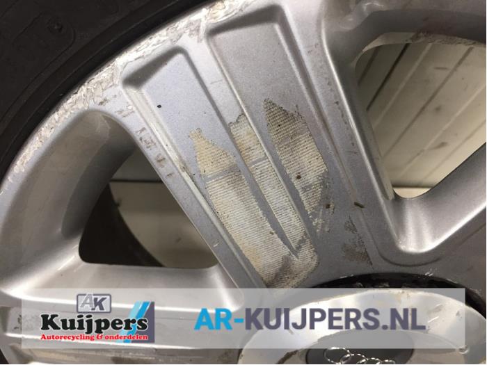 Velgen set + banden - Audi A2