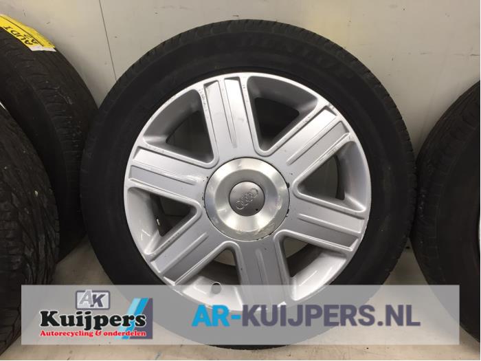 Velgen set + banden - Audi A2