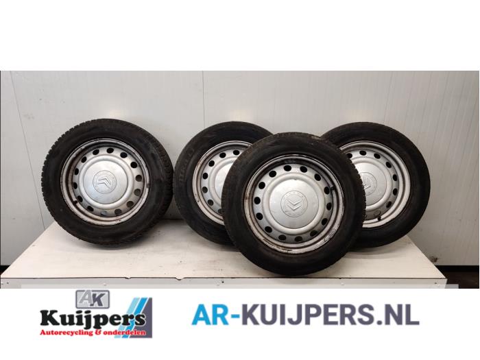 Velgen set + banden - Citroen Jumpy