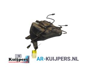 Gebruikte Adblue tank Volkswagen Touareg (7LA/7L6) 5.0 TDI V10 Prijs € 45,00 Margeregeling aangeboden door Autorecycling Kuijpers