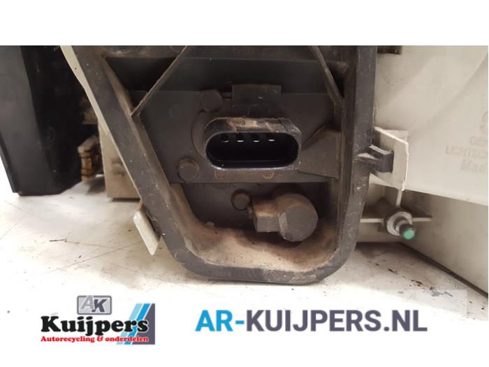 Achterlicht links - Volkswagen Touareg