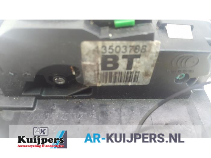 Deurslot Mechaniek 4Deurs rechts-achter - Opel Insignia