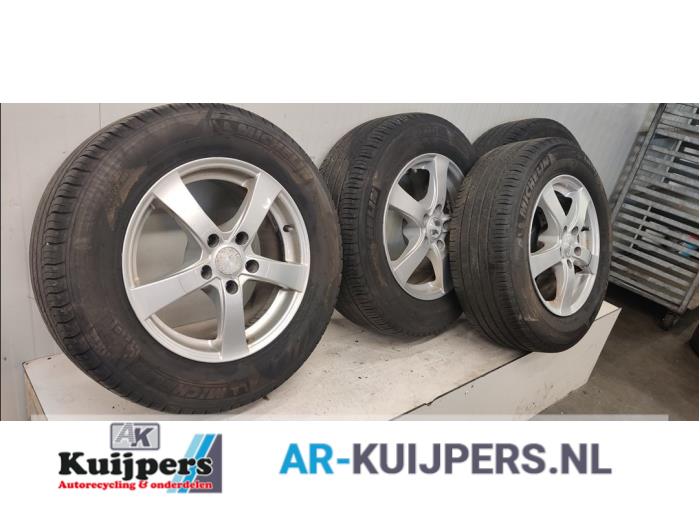 Velgen set + winterbanden - Nissan Qashqai