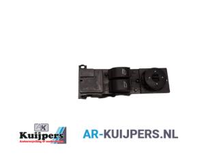 Gebruikte Combischakelaar ramen Ford Focus 2 1.6 Ti-VCT 16V Prijs € 19,00 Margeregeling aangeboden door Autorecycling Kuijpers