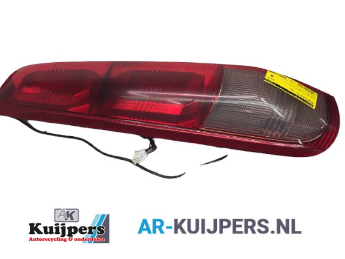 Achterlicht links - Nissan X-Trail