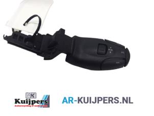 Gebruikte Radiobediening Stuur Peugeot 307 Break (3E) 2.0 HDi 90 Prijs € 20,00 Margeregeling aangeboden door Autorecycling Kuijpers