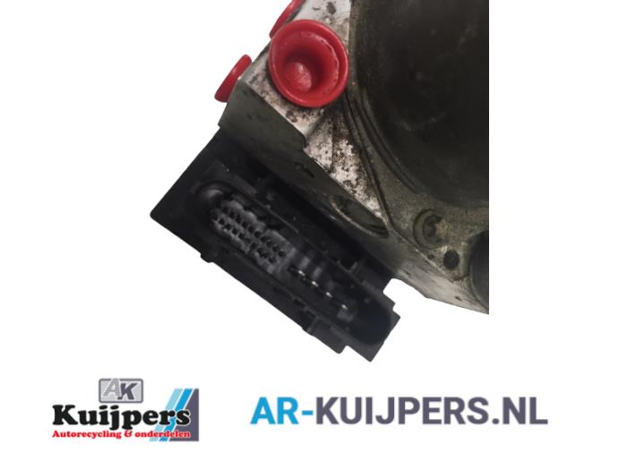 ABS Pomp - Opel Corsa