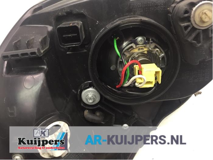 Koplamp rechts - Hyundai Accent