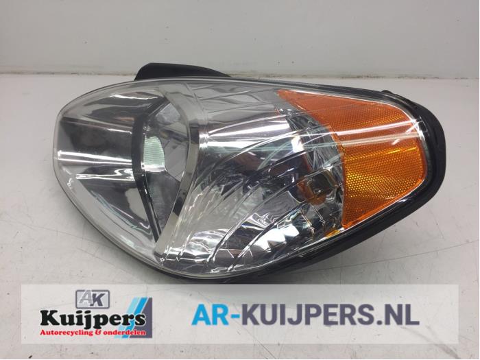 Koplamp links - Hyundai Accent