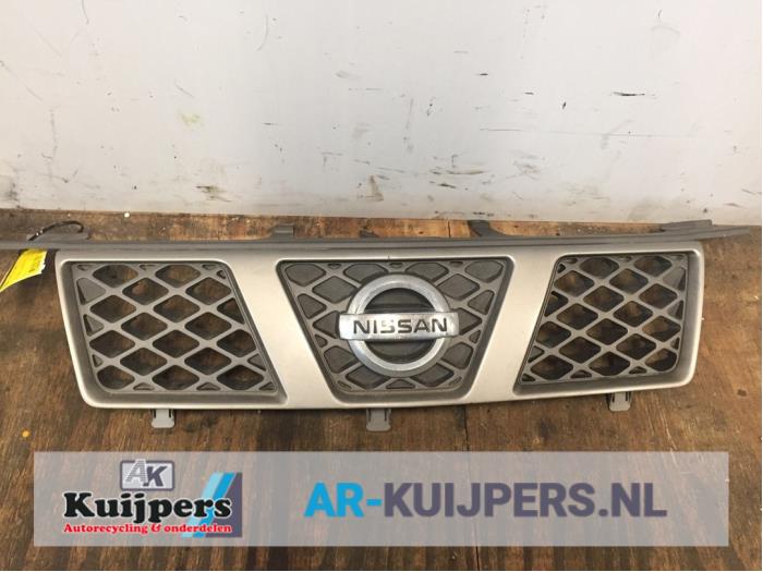 Grille - Nissan X-Trail