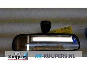 Gebruikte Spiegel binnen Kia Cerato 1.6 16V Prijs € 15,00 Margeregeling aangeboden door Autorecycling Kuijpers