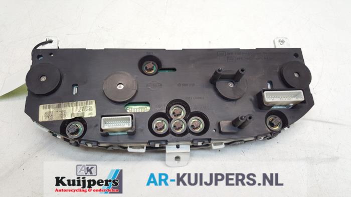 Kilometerteller KM - Nissan Almera