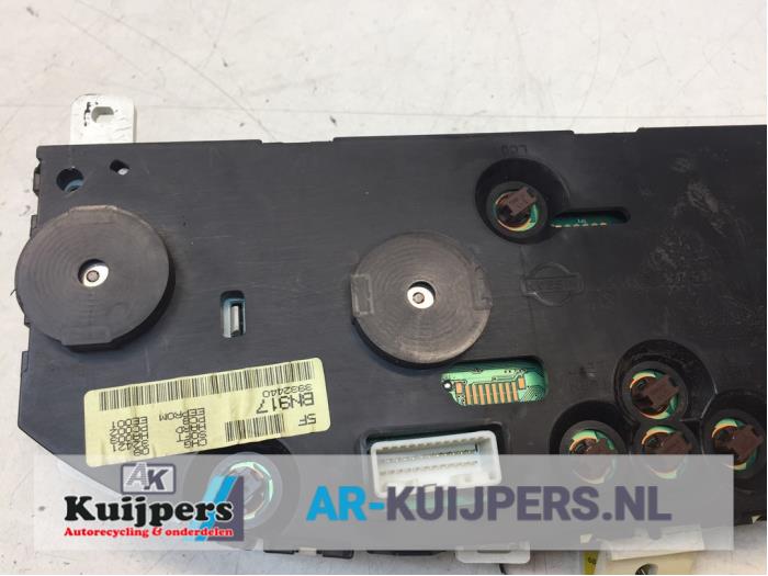 Kilometerteller KM - Nissan Almera