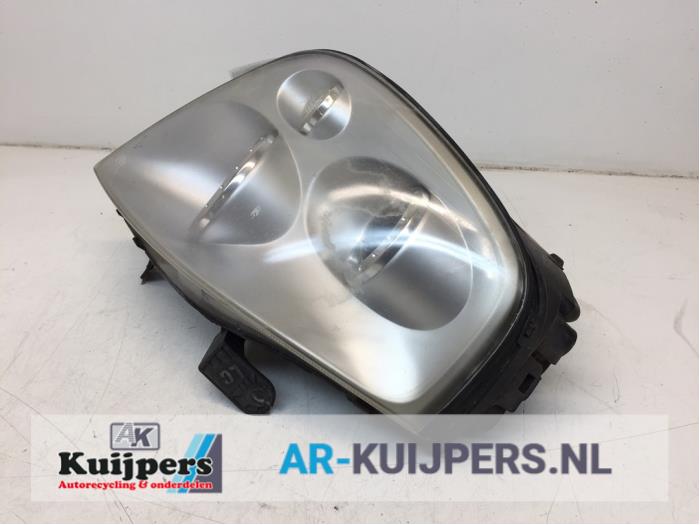 Koplamp links - Ssang Yong Rexton