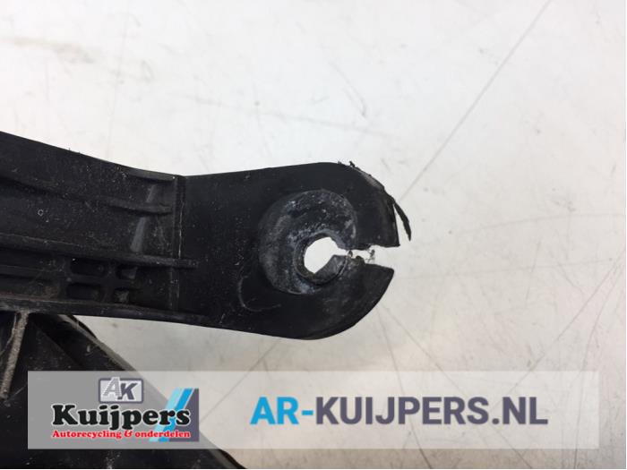 Koplamp links - Ssang Yong Rexton