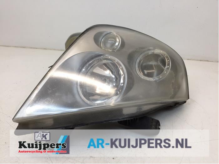 Koplamp links - Ssang Yong Rexton
