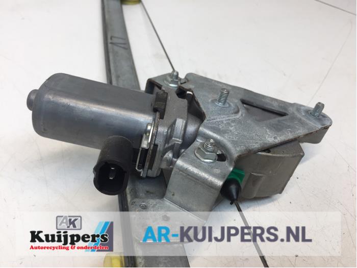 Ruitmechaniek 2Deurs links-voor - Renault Trafic
