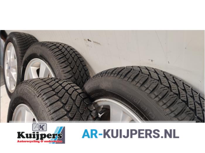 Velgen set + banden - Ford Fiesta
