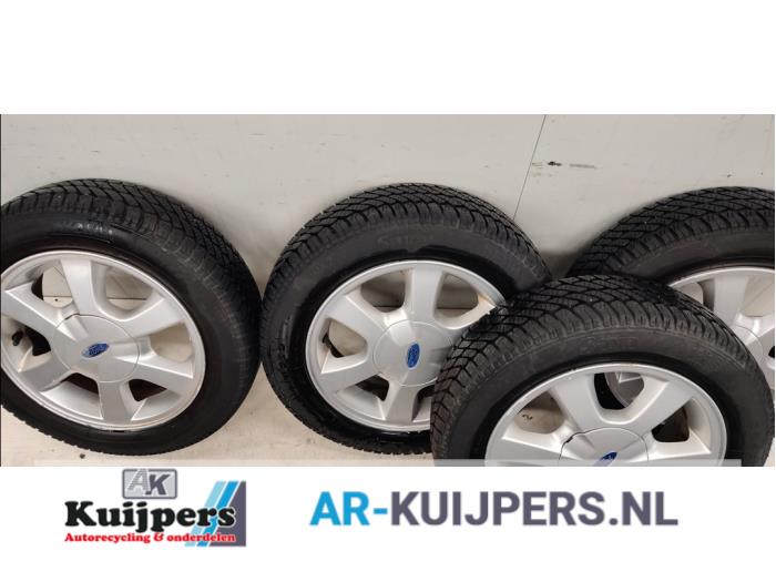 Velgen set + banden - Ford Fiesta