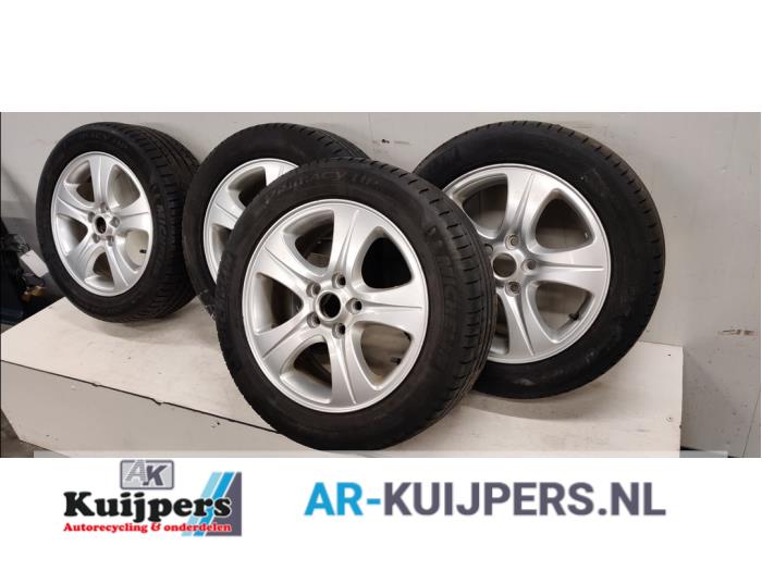 Velgen set + banden - Jaguar X-Type
