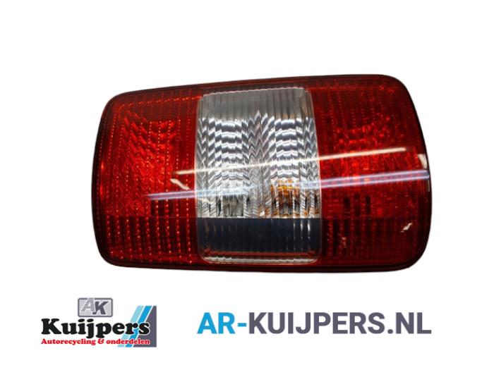 Achterlicht links - Volkswagen Caddy