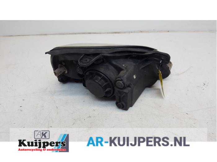 Koplamp links - Kia Rio