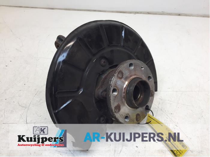 Fusee rechts-voor - Volkswagen Golf