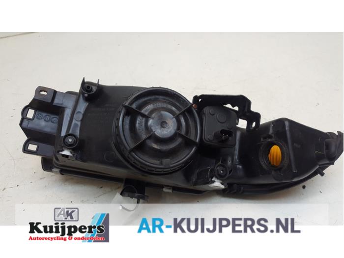 Koplamp links - Mitsubishi Carisma