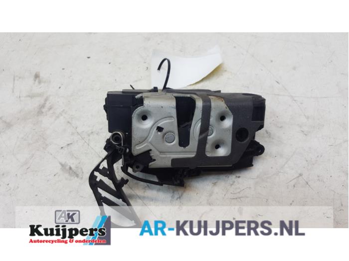 Deurslot Mechaniek 4Deurs rechts-voor - Ford Focus