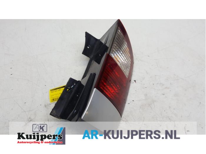 Achterlicht links - Ssang Yong Kyron