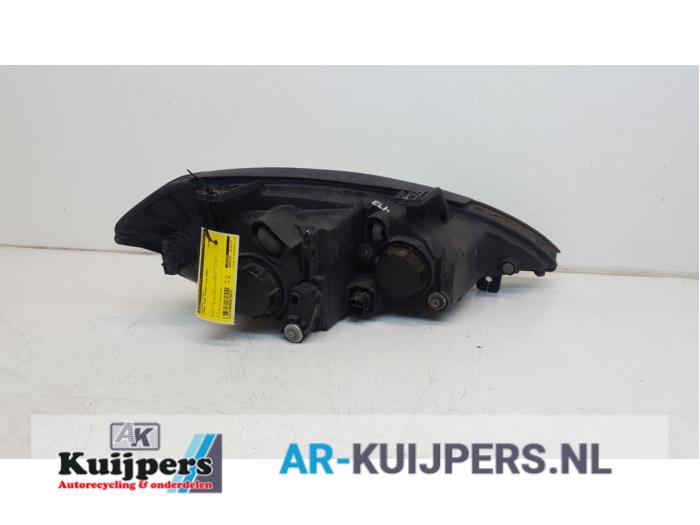 Koplamp links - Ssang Yong Kyron