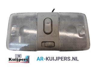 Gebruikte Binnenverlichting voor Renault Koleos I 2.5 16V Prijs € 19,00 Margeregeling aangeboden door Autorecycling Kuijpers