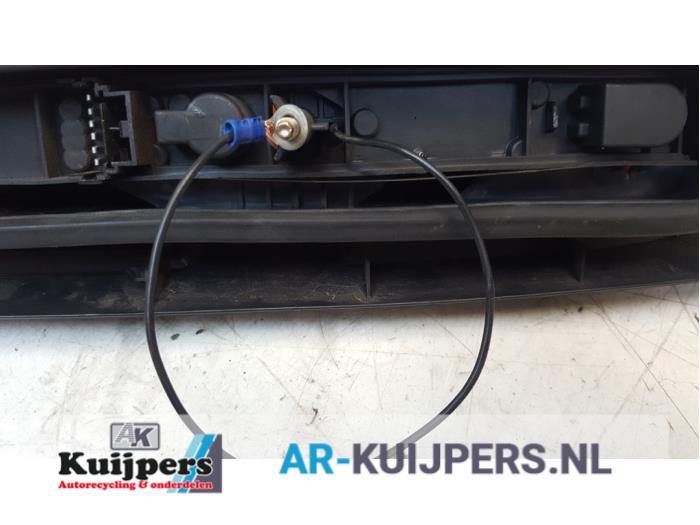 Achterlicht links - Nissan Kubistar