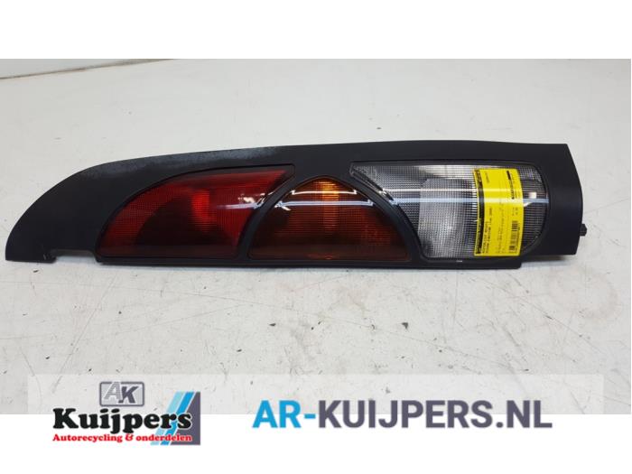 Achterlicht rechts - Nissan Kubistar