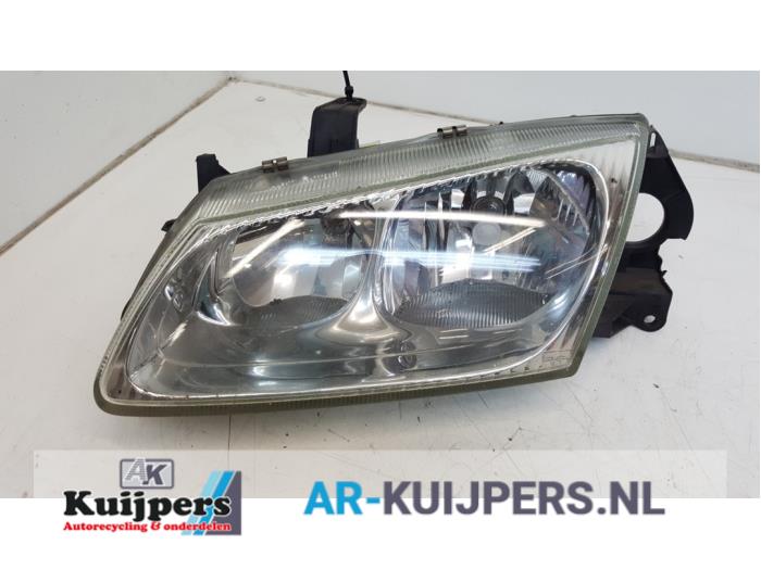 Koplamp links - Nissan Almera
