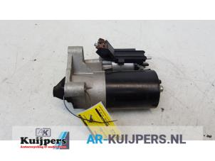Gebruikte Startmotor Renault Grand Scénic II (JM) 2.0 16V Turbo Prijs € 20,00 Margeregeling aangeboden door Autorecycling Kuijpers