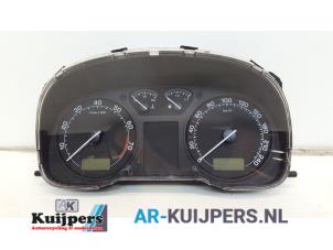 Gebruikte Kilometerteller KM Skoda Octavia Combi (1U5) 1.6 Prijs € 40,00 Margeregeling aangeboden door Autorecycling Kuijpers