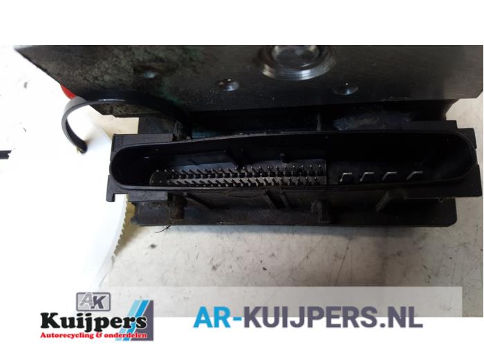 ABS Pomp - Subaru Forester
