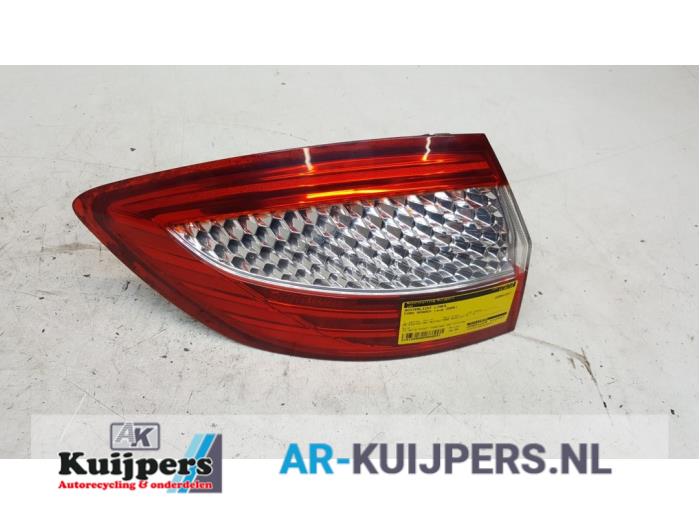 Achterlicht links - Ford Mondeo