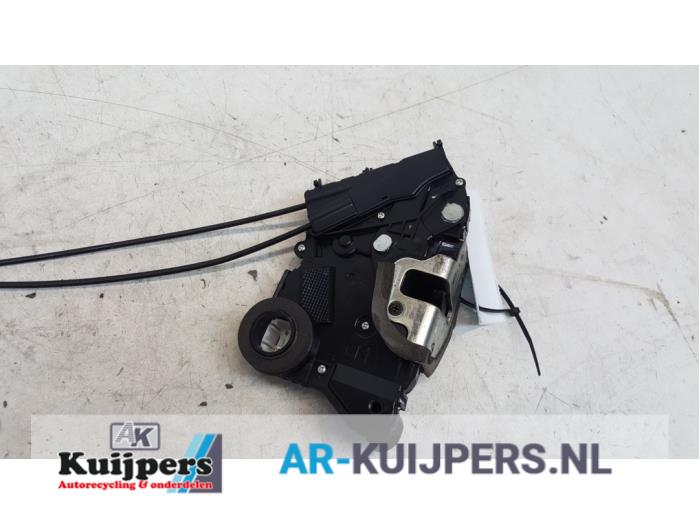 Deurslot Mechaniek 4Deurs links-voor - Toyota Yaris