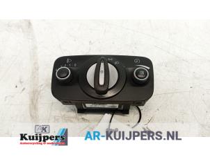 Gebruikte Schakelaar Licht Ford Mondeo IV 1.6 TDCi 16V Prijs € 25,00 Margeregeling aangeboden door Autorecycling Kuijpers