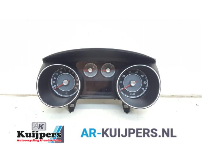 Kilometerteller KM - Fiat Punto Evo