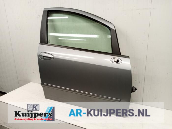 Portier 4Deurs rechts-voor - Fiat Punto Evo