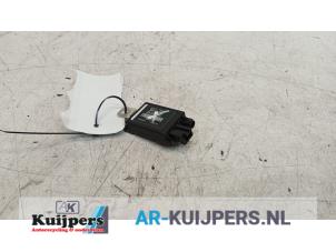 Gebruikte Antenne Versterker Peugeot 207/207+ (WA/WC/WM) 1.4 16V Prijs € 15,00 Margeregeling aangeboden door Autorecycling Kuijpers